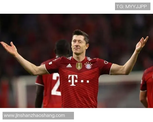 莱万37岁仍不退役或自由转会离开巴萨未来去向备受关注